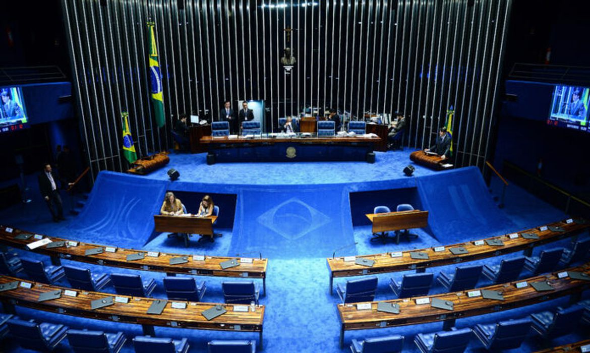Rio de Janeiro tem treze candidatos a uma vaga no Senado Federal costazul.fm/rio-de-janeiro… via @Rádio Costazul FM 93.1