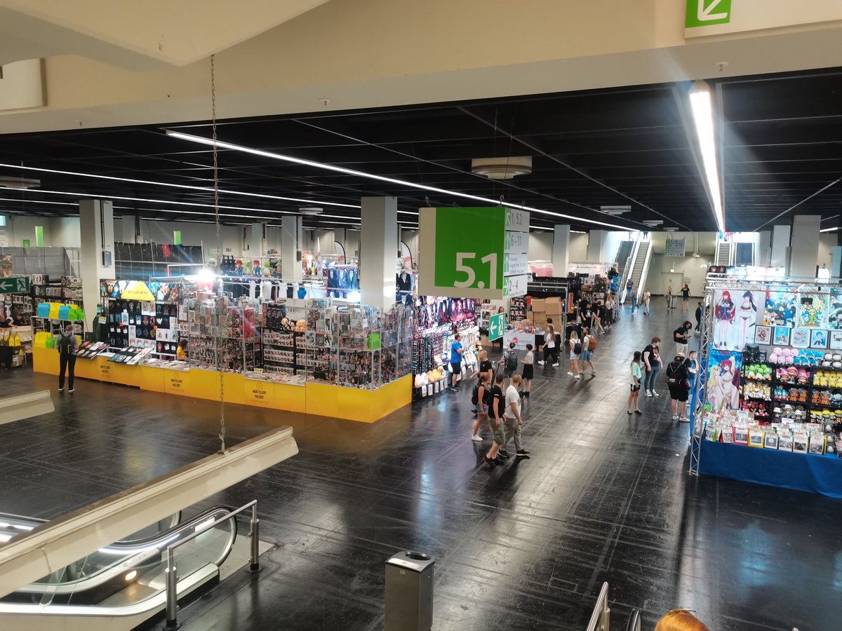 TheNote_OfDeath's tweet photo. Gamescom tag 1 ist vorbei 😁 freu mich auf den morgigen Tag. 😎😎😎 Auf weitere Games anzuzocken und merch 😂 kaufen #gamescom2022 #endlichwiederGamescom  #Köln #Streamfrei #einfachGeil https://t.co/KlDNvRKapb