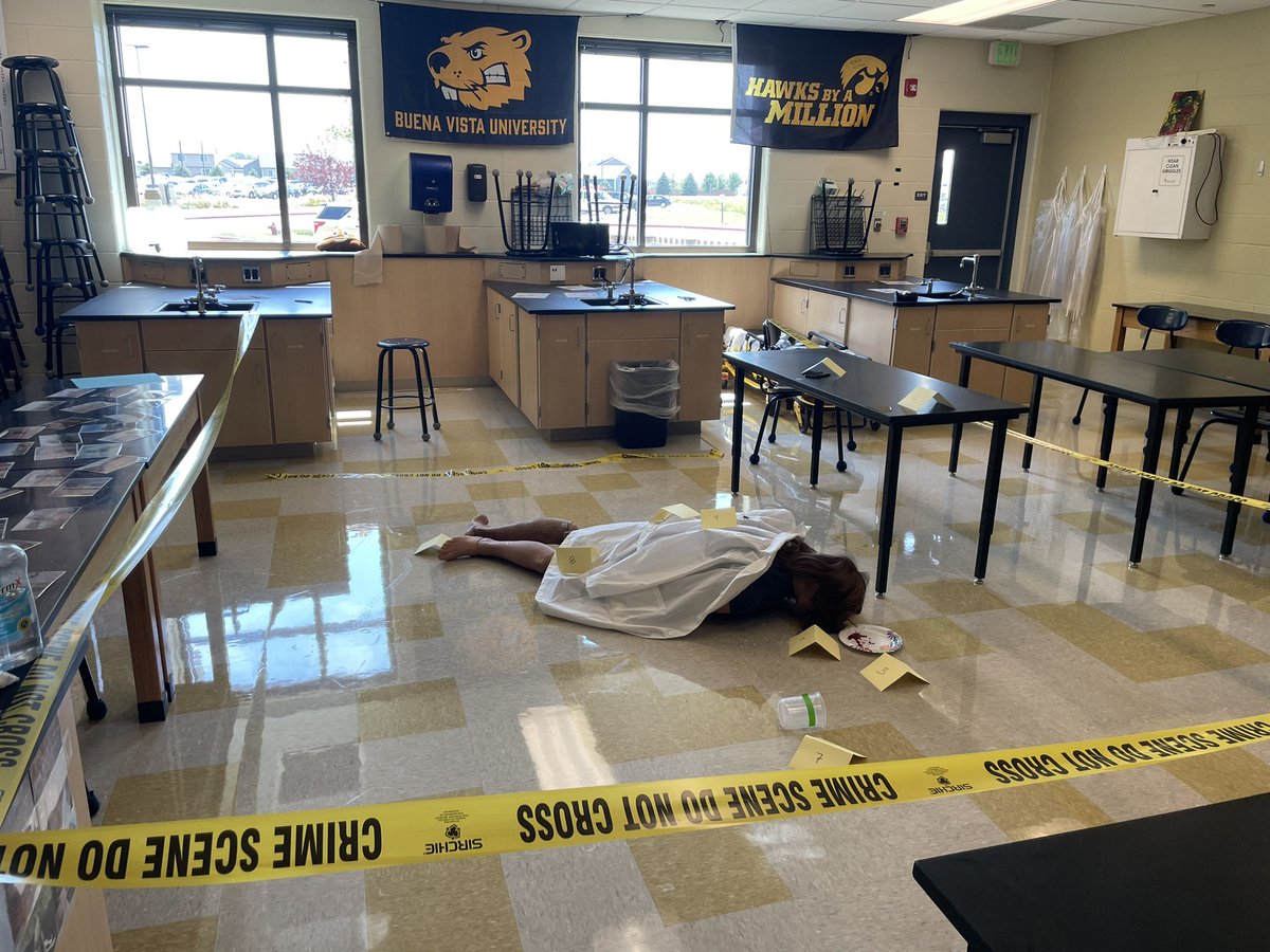 UrichHSScience's tweet photo. Principles of biomedical science students investigating a crime scene today. Collecting evidence, determining persons of interest, polygraphs, blood/DNA analysis, fingerprinting, etc. coming soon! https://t.co/2e7mKUTddH