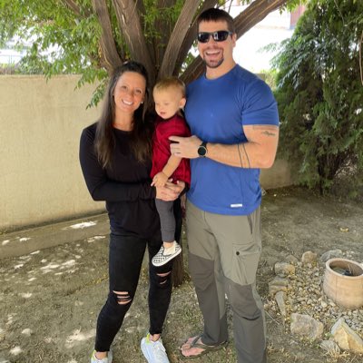 noellebarkley's tweet photo. #NewProfilePic https://t.co/M5J5h76uec