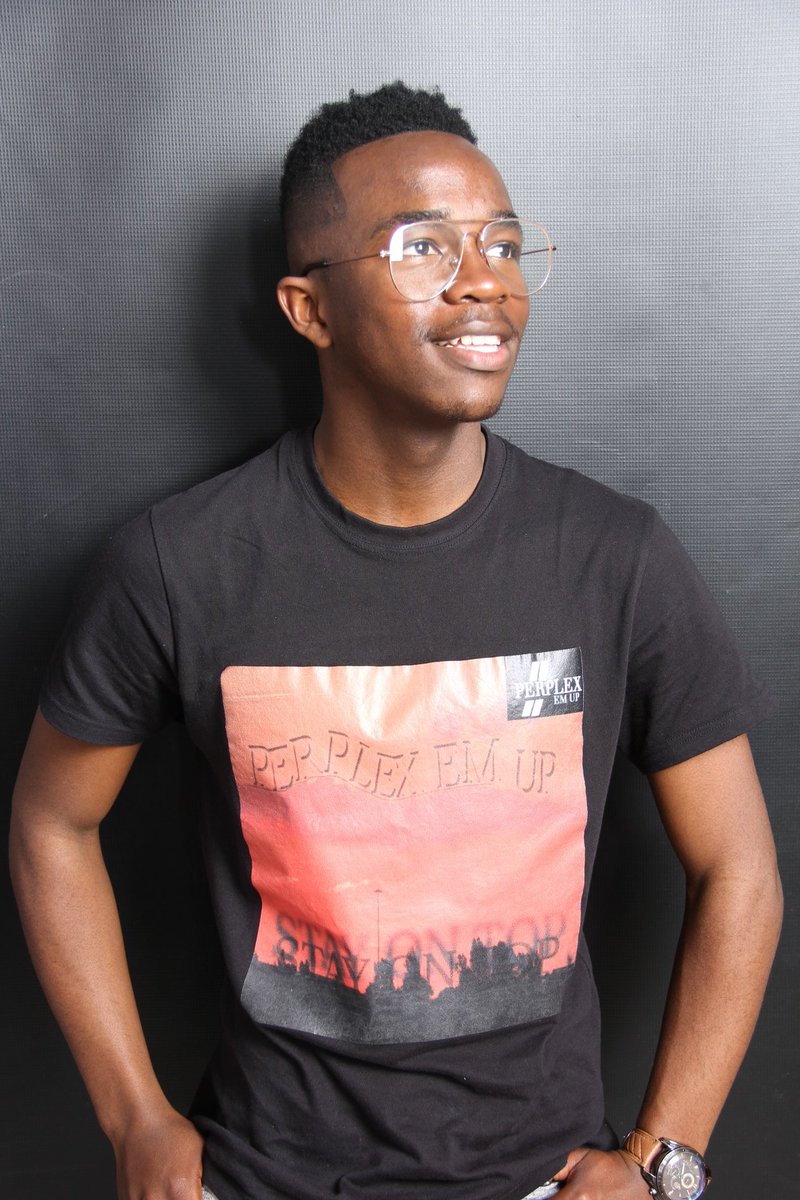 PerplexEmUp's tweet image. Get your vc-T-shirt,get ready for summer and never worry about  outfit.This suits you in any size.
Perplex Em Up Clothing