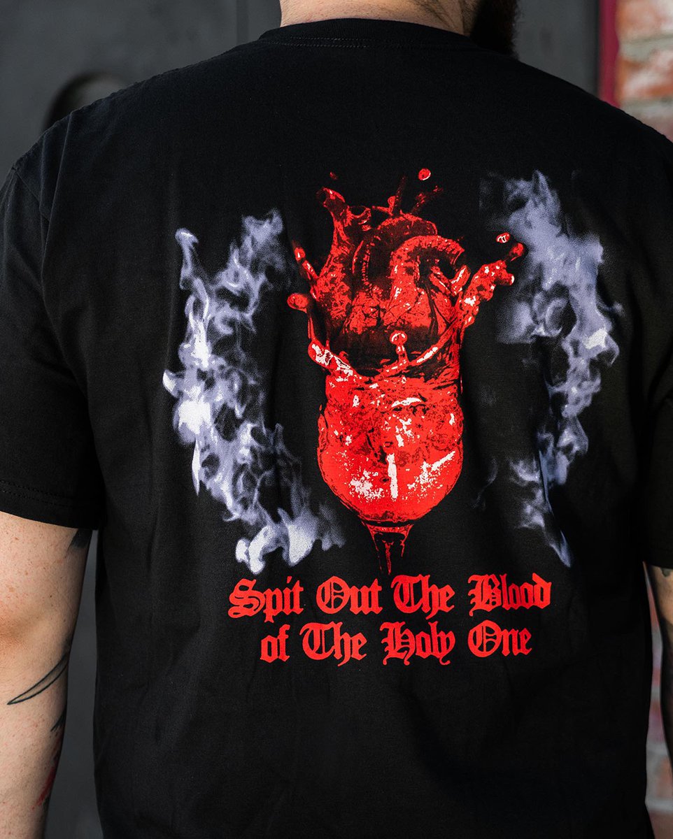 CD_Records's tweet image. These @SlowbleedCA four-sided longsleeves and shortsleeves are running low, so get yours now at creatordestructor.com! 😈