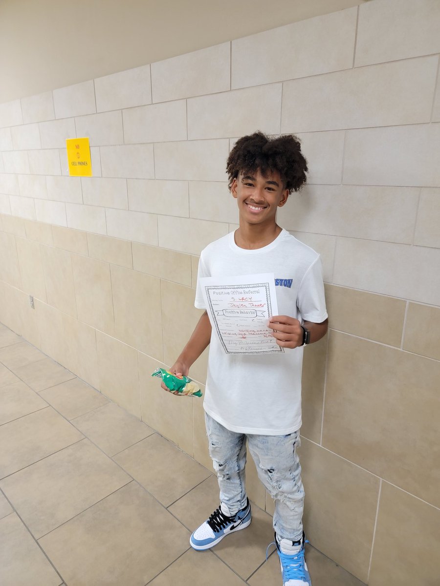 Raechel Chandler tweet media