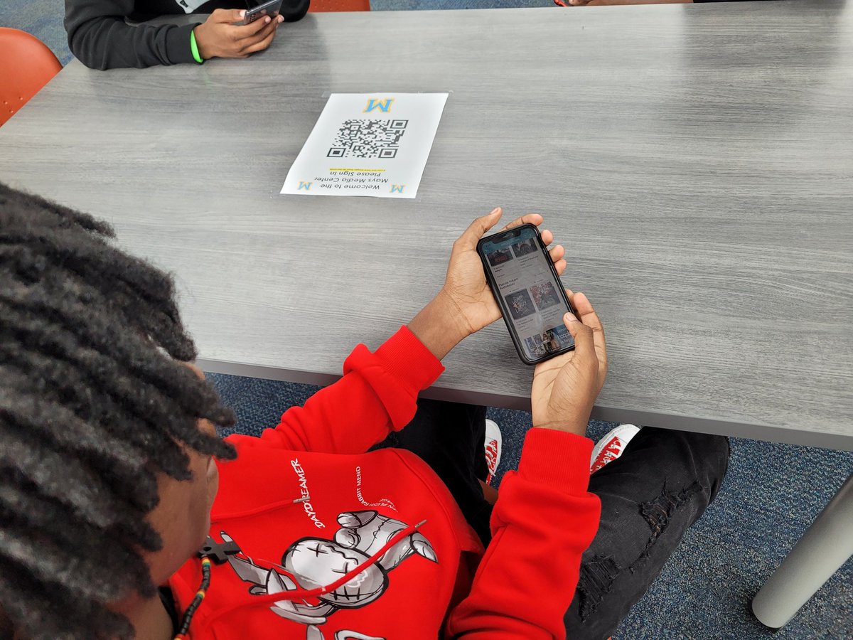 smithclass128's tweet photo. We are elated to share our 1st #thatswlitsquad 2022-23 Class of @fultoncolibrary CLASSPASS Book Borrowers! Looks like we have some Hogwart's scholars in the midst! @jk_rowling #BEaMAYSed #welit🔥📚🤓 #theBlueprint #readersareleaders #muggles https://t.co/SamqZwzIk5