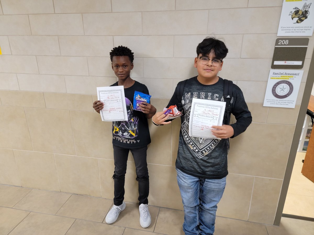 Raechel Chandler tweet media