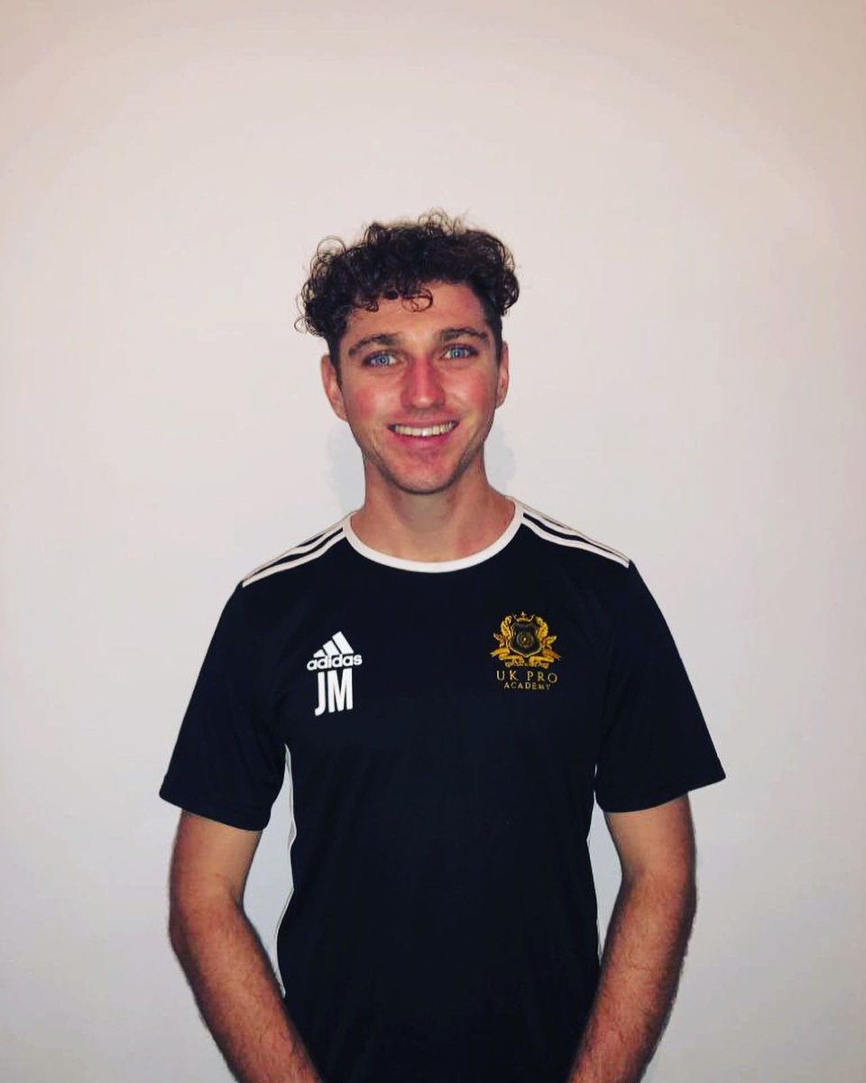 UkProAcademy's tweet photo. We are excited to have Dean and Jarred joining us in the U.K. this December for the #ukproacademy residential academy training program! They will be bringing 20 players to Leeds, England from South Africa who will be putting themselves to the test against the very best! #Football https://t.co/tQhmMY6uCG