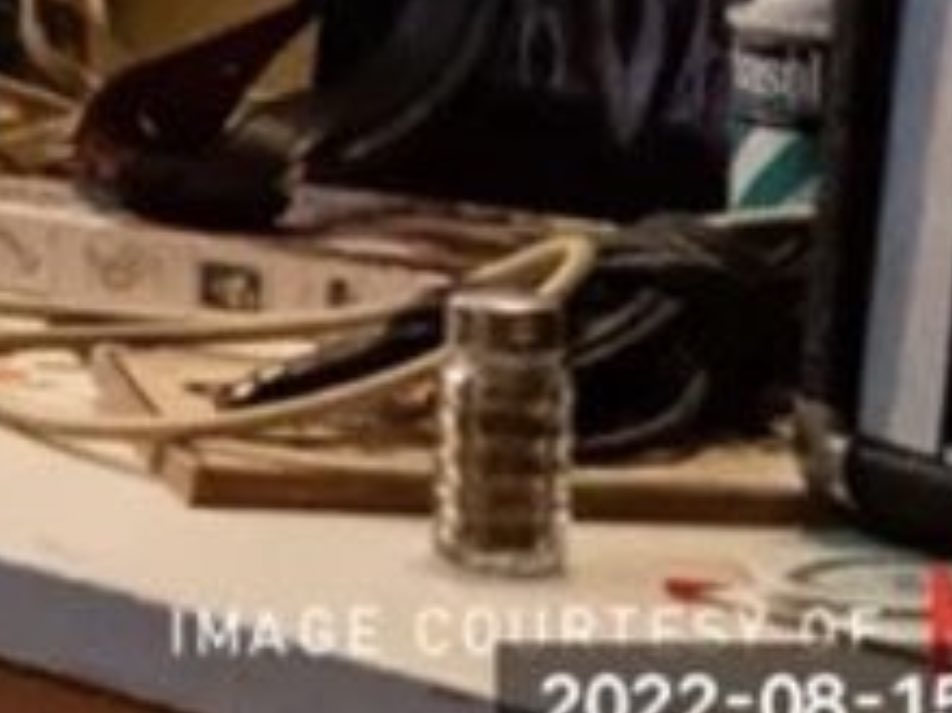 spcecdets's tweet photo. very focused on eddie munson bedroom pepper shaker https://t.co/fAGw7XFg1Z