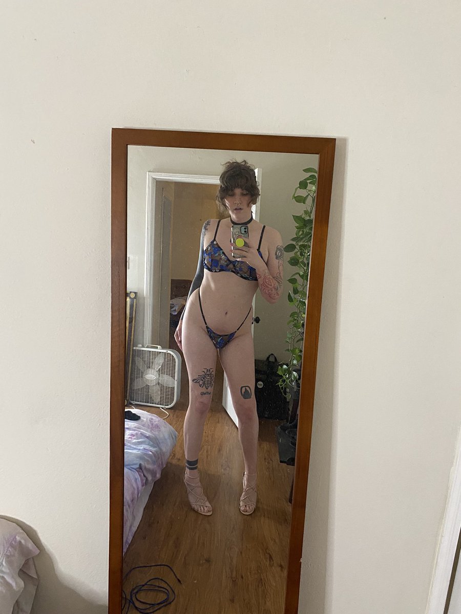 Ana St.Claire tweet media