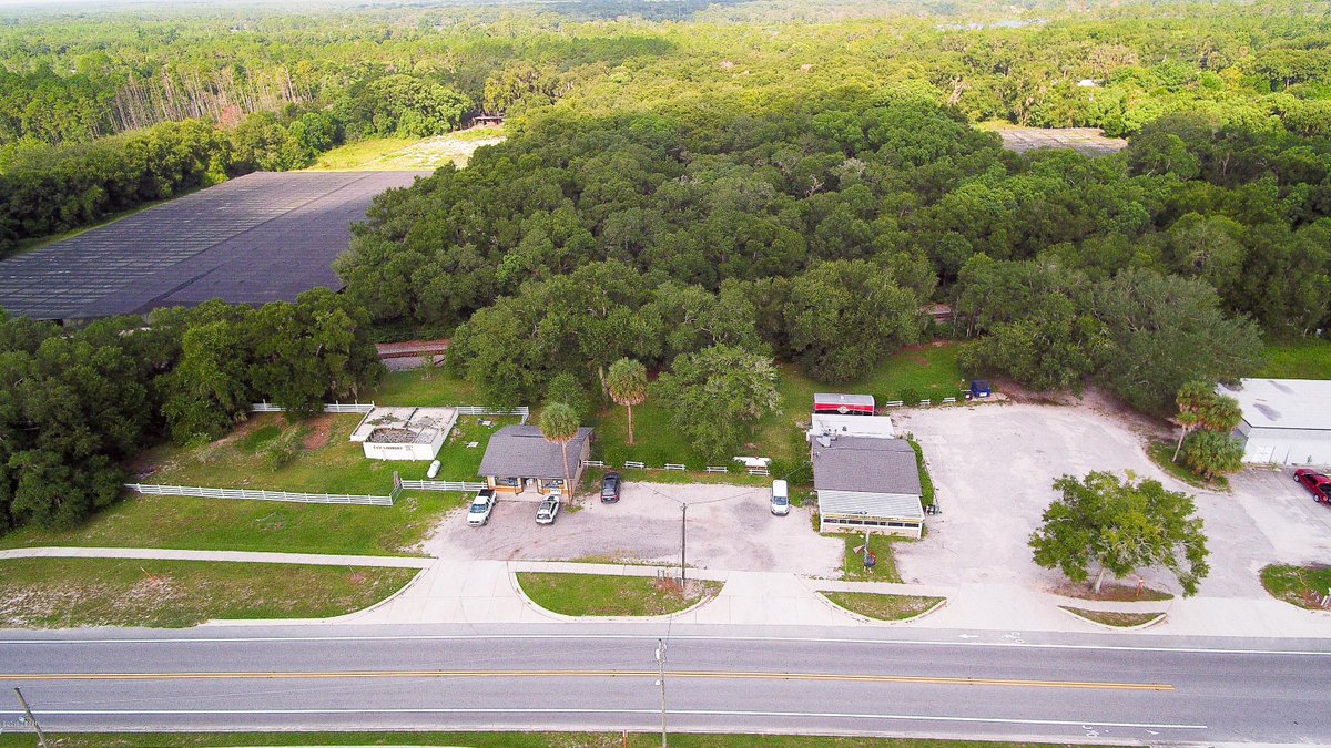 danlyonnais's tweet photo. See a virtual tour of my listing on 302 S Center Street #Pierson #FL  #realestate https://t.co/uzHzP20m4c https://t.co/vF7JUfHjFZ
