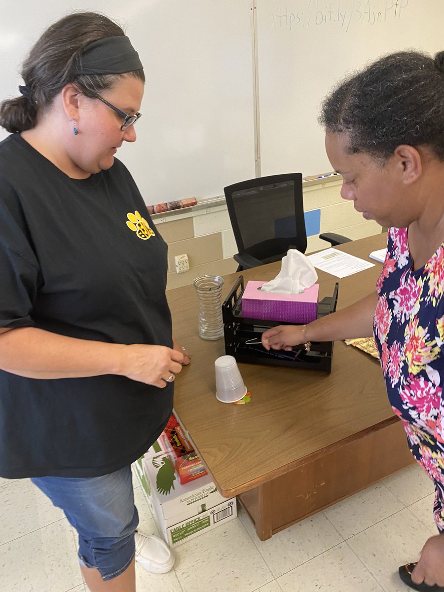 clgilmore77's tweet photo. Loved teaching about team building activities today at the WCS Block Party Conference!!! Session 2. #wcsrockstheblock https://t.co/fN0eEHSUow