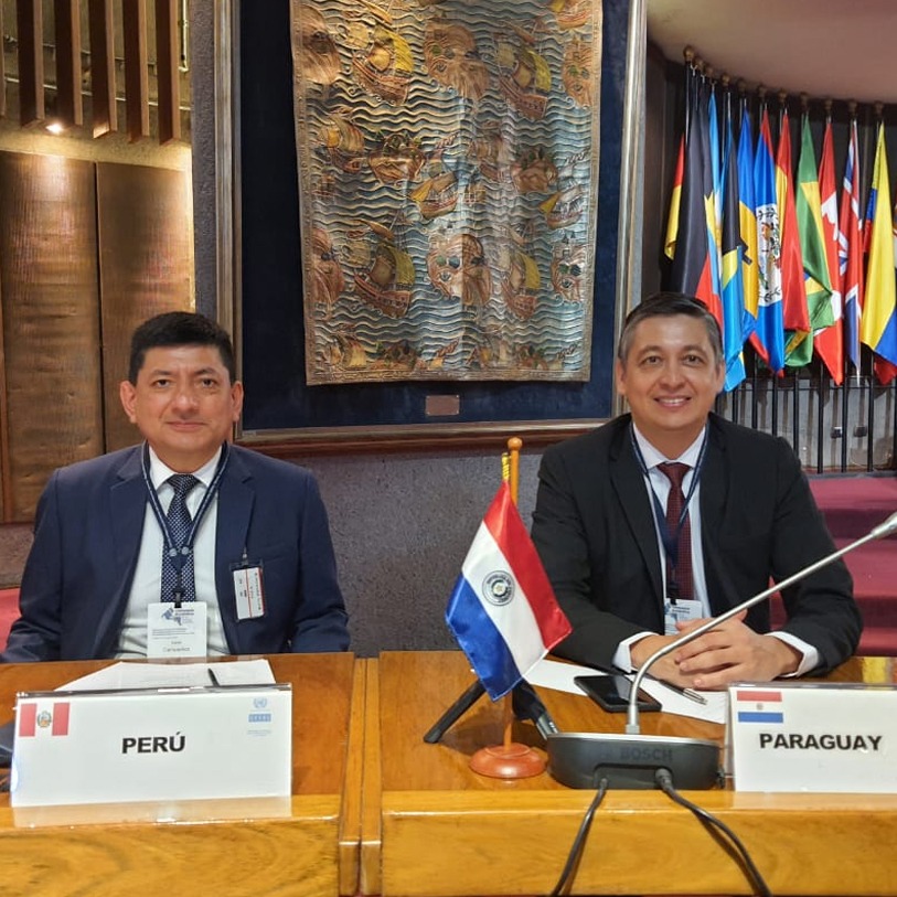 INEI_oficial's tweet photo. En el marco de la XXI Reunión del Comité Ejecutivo de la Conferencia Estadística de las Américas, el jefe del #INEI, Dante Carhuavilca, y el Director Nacional del @INE_Paraguay, Iván Ojeda, coordinan el Grupo de Trabajo sobre la Medición de Indicadores del Riesgo de Desastres. https://t.co/rq7mttR9RM