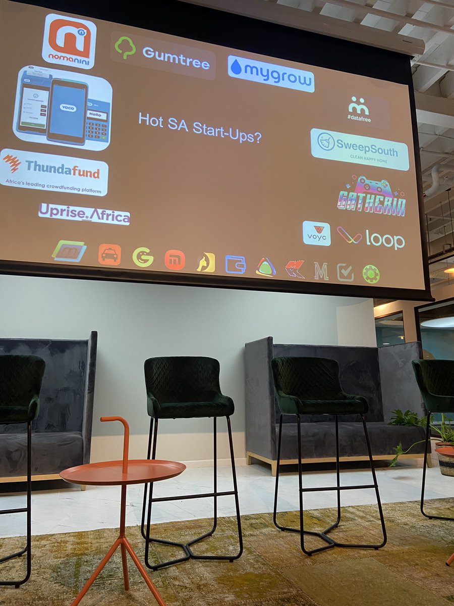 mickii_dg's tweet photo. Attended @GDGCapeTown tonight with @c4talyst from @EskomSePush and @davidcampey from @afrolabs 💻 

Super cool to hear more about tech &amp; community within the startup space #GDGCapeTown #InnovationCity https://t.co/oYiGBEmYMe