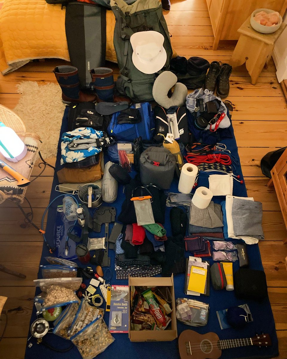 ClimbingSailor's tweet image. Sailing-Hiking-Camping-Backpack-Packing-Challenge accomplished 😅
#Packing #LoadIn #Sailing #Hiking #Camping #OffTheGrid (@ Berlin Hauptbahnhof in Berlin) swarmapp.com/c/lNuEwqCnkEH