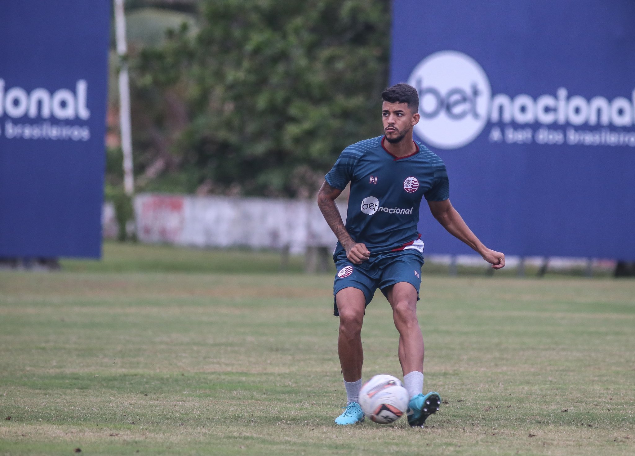 Apresentado no Náutico, Bruno Bispo projeta grande temporada: 'espero  cumprir as expectativas' - Esportes DP