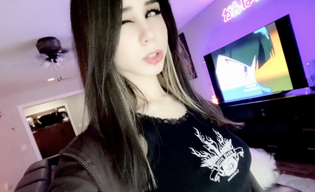 kiwithesmol's tweet image. wassup my brochochos