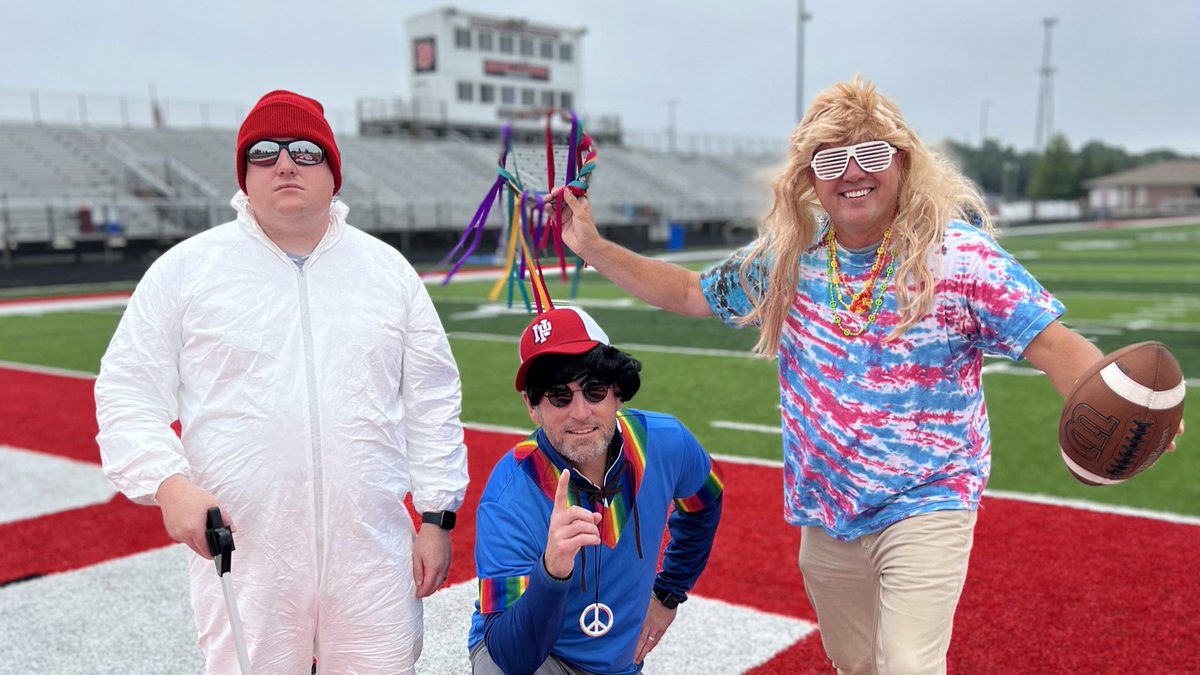 I love my job, love my students, love my colleagues, and love my school.  NPHS is truly a special place to call home.  Enjoy the latest addition of J&amp;C’s World + Mr Awesome. @craigmoore @MitchanerNPHS <a href="/ChrisYoungEDU/">Chris Young</a> <a href="/NP_AEast/">Audrey East</a> youtube.com/watch?v=BpJIye…