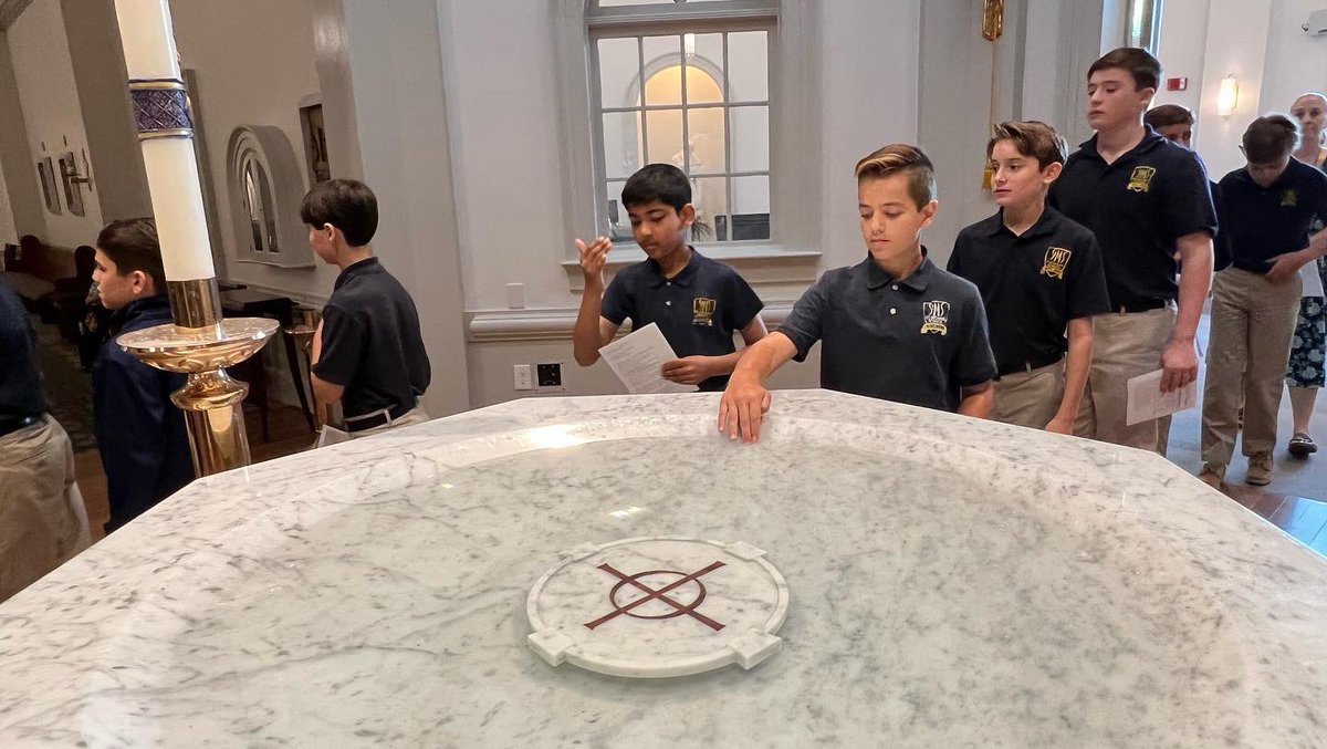 StMSCary's tweet photo. We are so grateful to be able to gather all our students together once again to celebrate School Mass! #StMS2022 @StMichaelCary https://t.co/HMM8ifBDBz