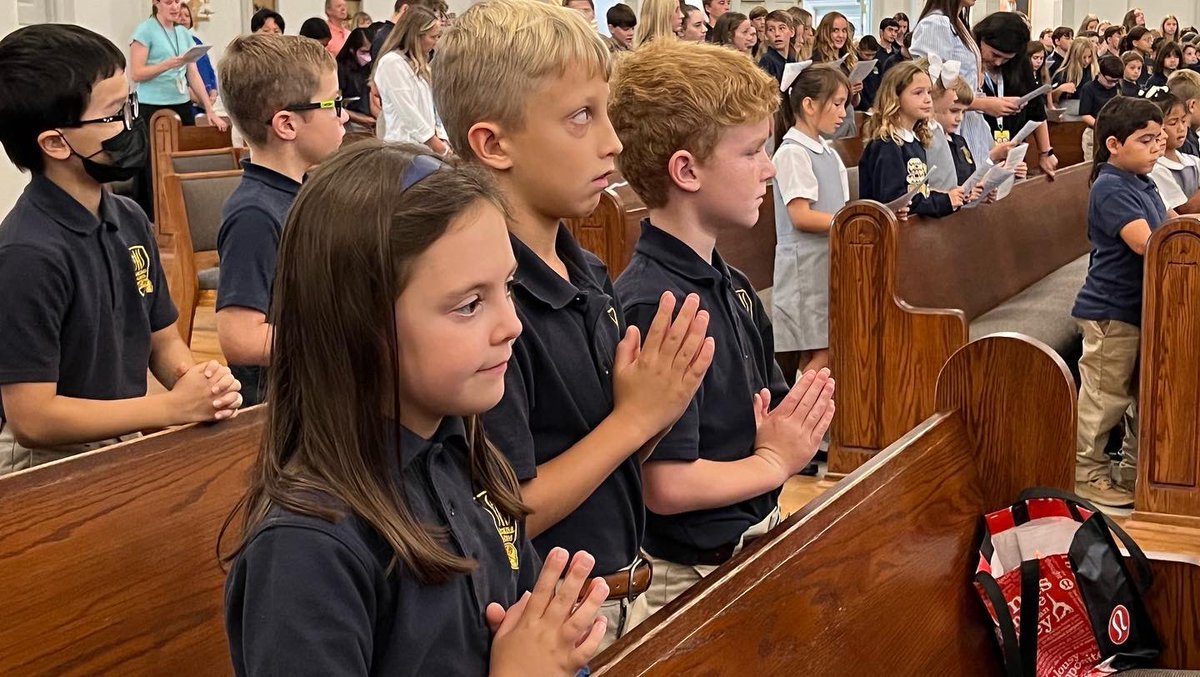 StMSCary's tweet photo. We are so grateful to be able to gather all our students together once again to celebrate School Mass! #StMS2022 @StMichaelCary https://t.co/HMM8ifBDBz