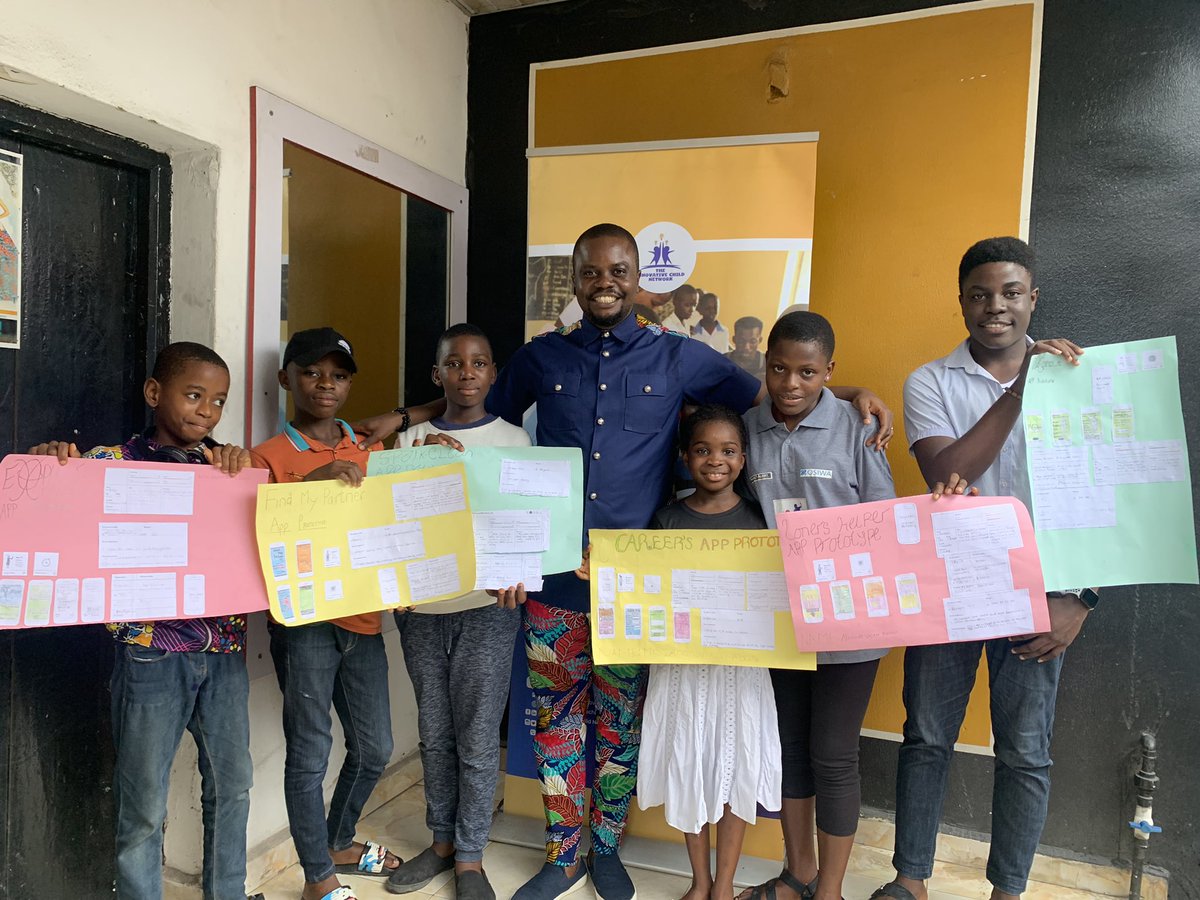 weareticnetwork's tweet photo. These are picture views from our just concluded Design Thinking workshop and we have a couple of amazing ideas and creative designs from the students. Thanks to Miss Blessing for being an exceptional facilitator. 

#summer2022 #DigitalSkillsBootcamp #ticnetwork https://t.co/WRpuMMpbIy