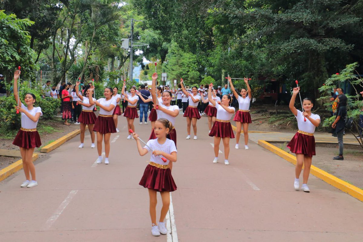 ITDeportesTC's tweet photo. El parque El Cafetalón es la sede de los Juegos Magisteriales del Departamento de #LaLibertad. 🤩

Hoy hemos recibido más de 300 personas que estarán participando en las 6 disciplinas deportivas: Fútbol, sóftbol, baloncesto, natación, atletismo y balonmano.🤩👏🏼 https://t.co/5k1MQrkqCw