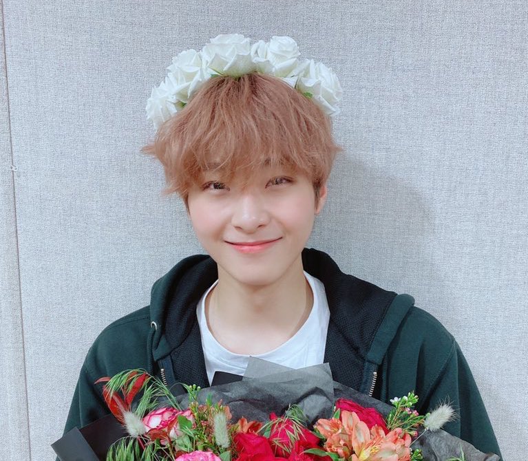 332266k's tweet photo. いままでも今でもいつでもありがとう、
これからも花道だけを歩きましょう💛
幸せに幸せに幸せに生きて欲しい❕
#오성민 #OHSEONGMIN
#HAPPYBIRTHDAY_SEONGMIN
#TOO #TO1 #TenOrientedOrchestra
#JEROME #제롬 https://t.co/9PIl9nUlTE