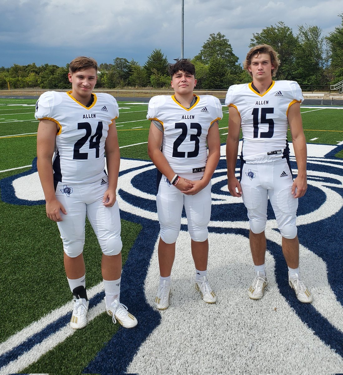 AllenAcademyFB's tweet photo. Class of 2026 from left to right:

#24 Jace J.
#23 Logan P.
#15 Brock F.

#RamTough/#WinTheDay/#Chapter22/#GoldStandard https://t.co/zUamvlpFl4