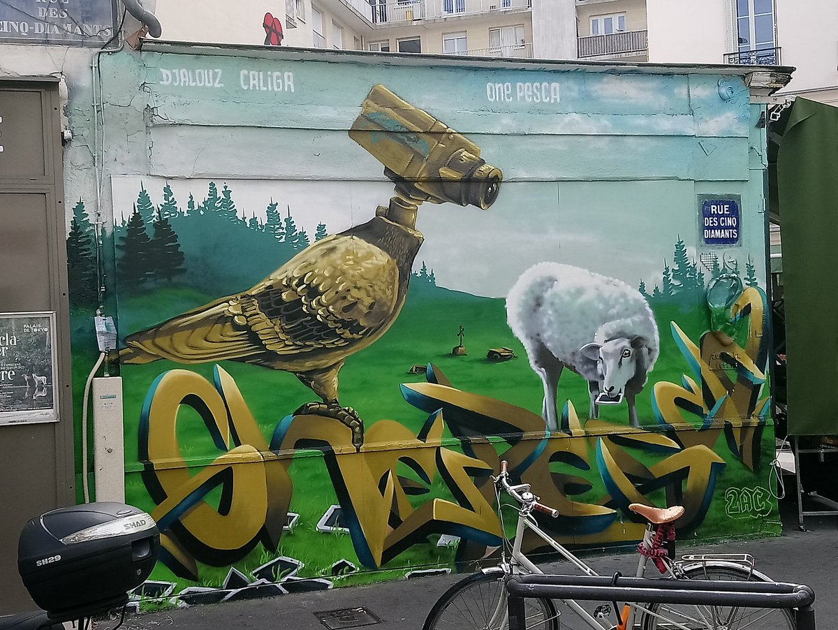 oungawa's tweet photo. #Djalouz #caligr #OnePesca #mouton #camera #streetart #urbanart #wallart #spraypaint #graffiti #mural #muralismo #callero #callejero #artederua #arteurbano #artedistrada #graffitiart #paintedcities #paris #arturbain #butteauxcailles #cinqdiamants https://t.co/lp6vkKbRdO