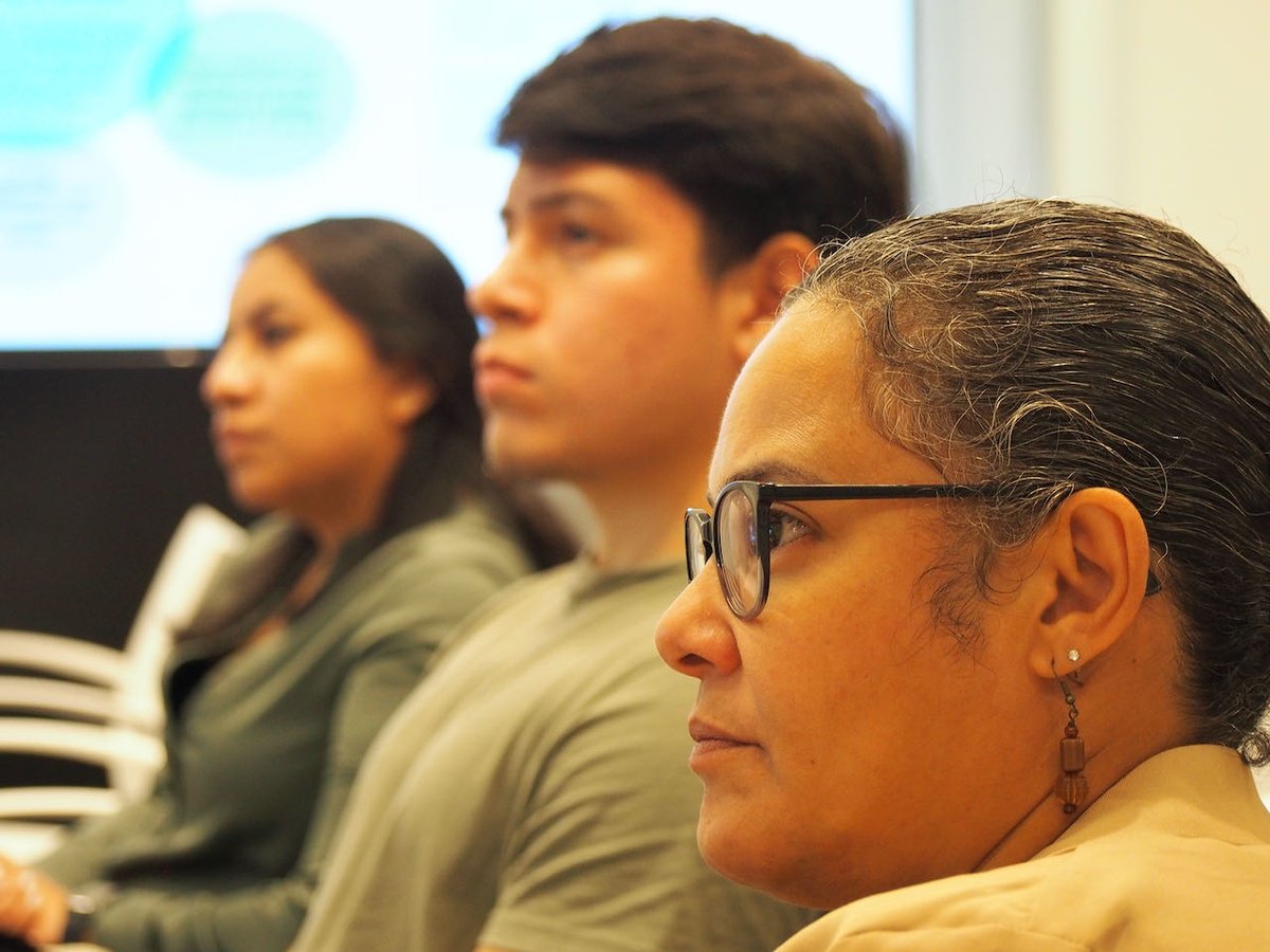 CanadaNY's tweet photo. A productive day with @NYCImmigrants talking to young advocates and #DREAMers about one of Canada’s greatest achievements: our immigration system. Thank you @MCastroMOIA and @LaColmenaNYC for your support. cc @globalnyc More info: https://t.co/cIMOlgOzpg https://t.co/UV8SKJBwoY