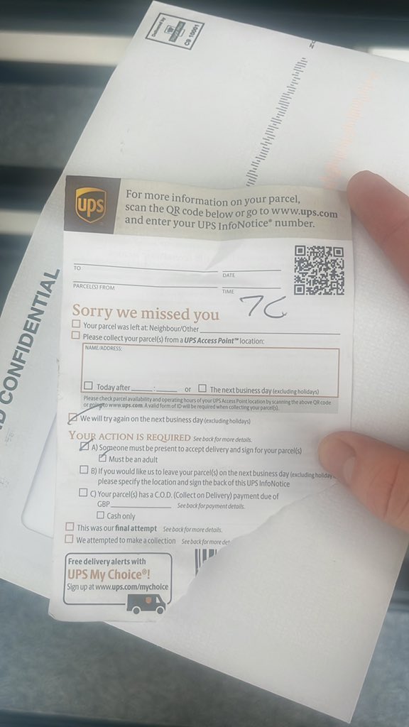pde1902's tweet photo. @UPS_UK how am I meant to be able to rearrange this delivery slip with no information of this parcel? https://t.co/8WZ9XXGlOj