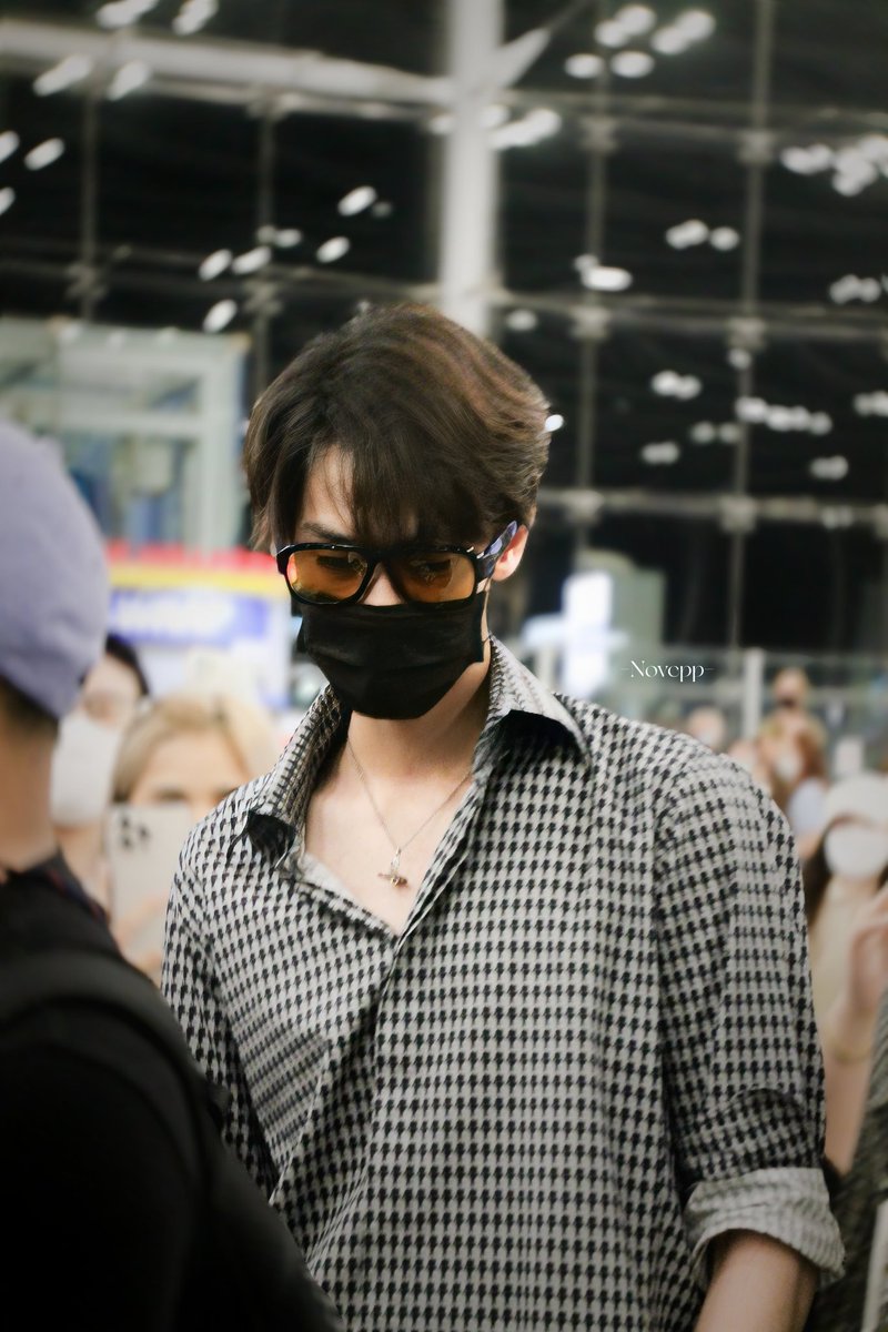 nove_pp's tweet photo. 220824

พิดิวแสนจะหล่อเท่ห์!! 💞​

(@dew_jsu)​
#dew_jsu 
#GMMTVreadyforJapan
#GMMTVFanFest2022JPxDew ​
#Noveppphoto https://t.co/NBN9puGfhA