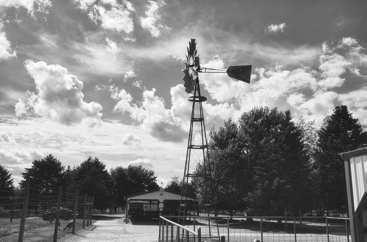 Apple Box Studio tweet media