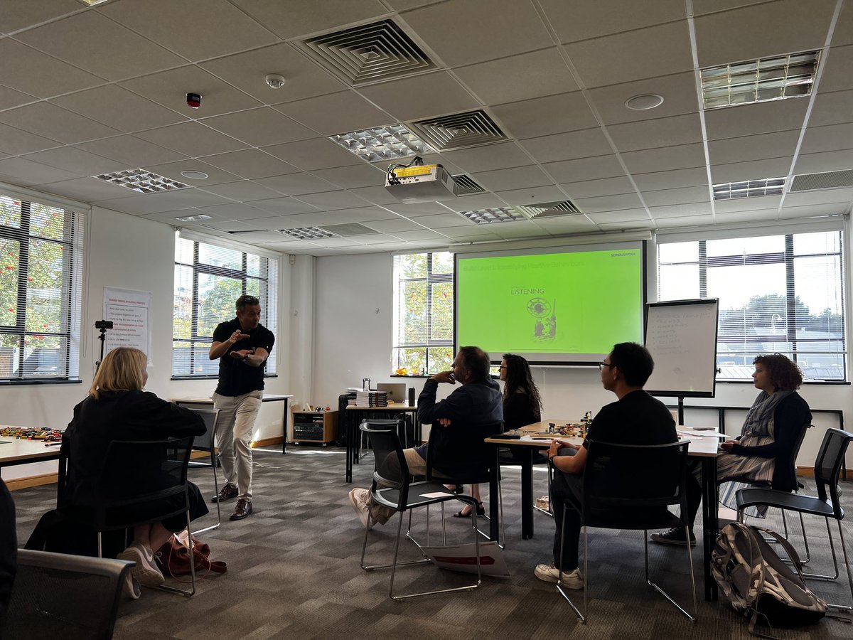CuriousBecks's tweet photo. Thanks @ProMeetings for the opportunity to bolster my #LegoSeriousPlay facilitation skills with a face to face today 🤩 #SeriousWork

#Facilitation #LeadershipDevelopment https://t.co/Zgn1ZwiOll