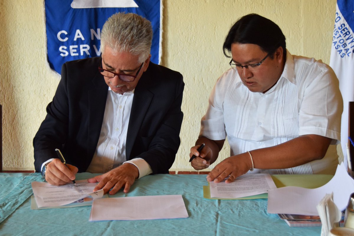 CANACO_SCLC's tweet photo. El día de hoy en un reconocido Hotel de la ciudad, se llevo a cabo la firma del convenio entre CANACO SERVYTUR SAN CRISTÓBAL DE LAS CASAS y @Atenciongascom.

Esta alianza traerá muchos beneficios para nuestros socios.

#Unete #DescargalaApp #Familiagascom https://t.co/r0aOlewjJm