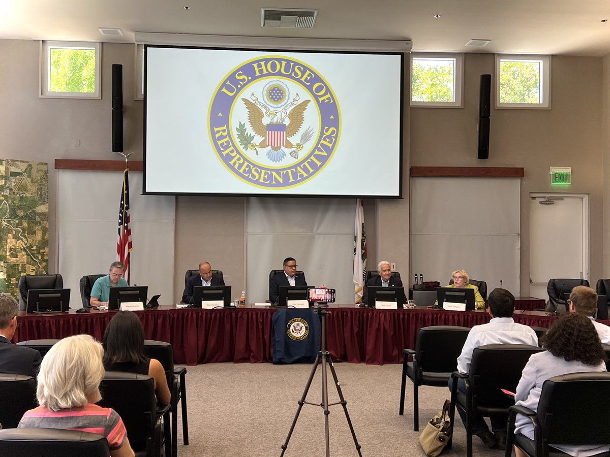 RepZoeLofgren's tweet photo. What an informative listening session in Paso Robles! 

@RepCarbajal, @RepJimmyPanetta, @RepJimCosta &amp; I heard directly from farmers about the implementation of the 2018 Farm Bill's programs. Plus, we got valuable feedback about improvements needed in the next Farm Bill. https://t.co/jMh2o4MeGL