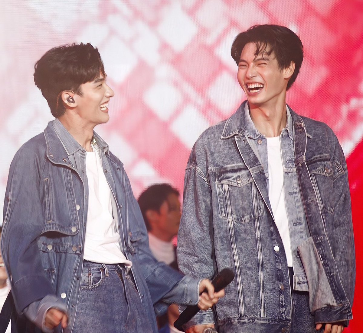 snowkotae's tweet photo. i'm so happy that Win has these friendships as support 🫶💝
#taywin #naniwin https://t.co/LXbrpRQkBM