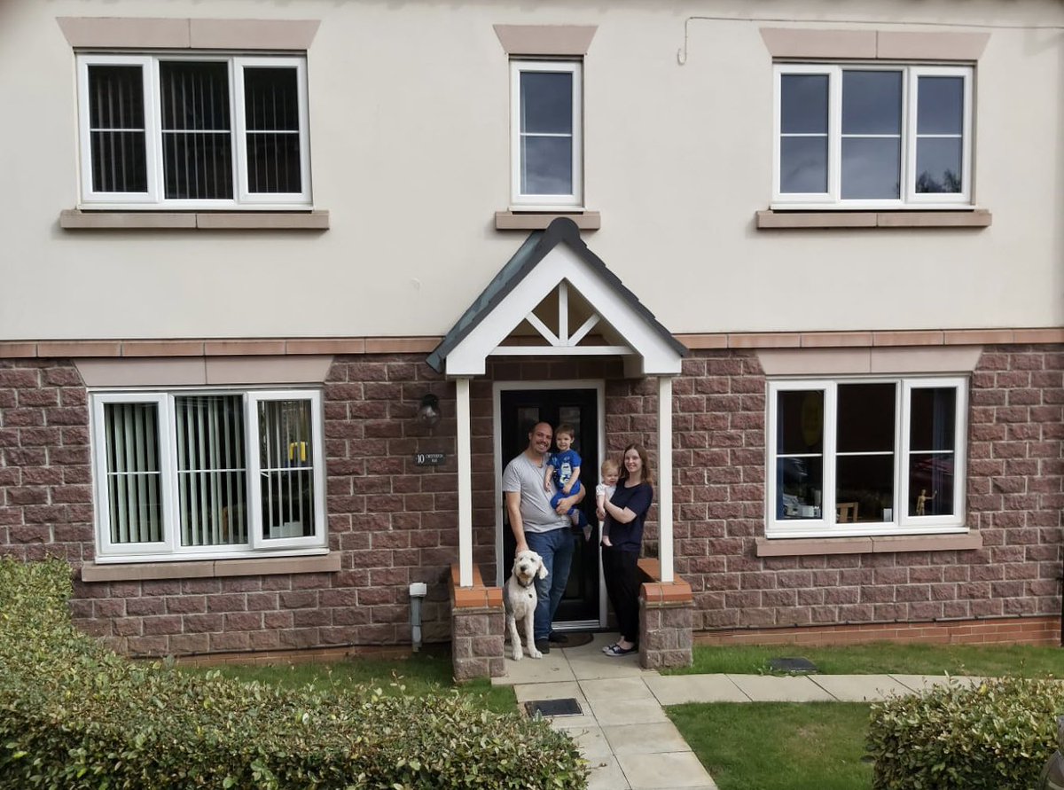 Prof. Chris Headleand tweet media