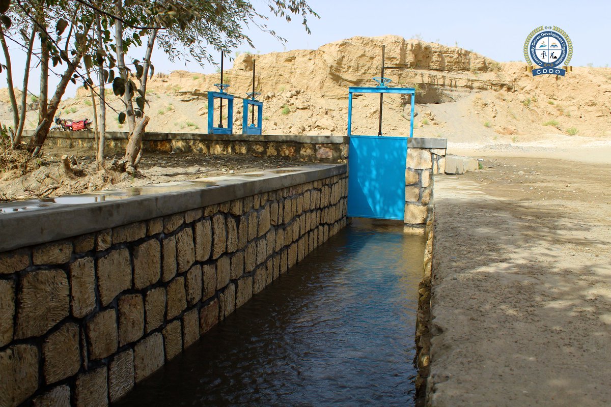 UpliftAFGfund's tweet photo. Update on #Uplift Cash-for-Work initiatives in #afg in partnership w/ NGO CDDO &amp; local CDCs: 2000 jeribs of land in #Kunduz irrigated. 38 jobs created. Agricultural productivity increased &amp; farmer livelihoods supported. #communitydriven #Grassroots https://t.co/i3Ecrl9kjJ