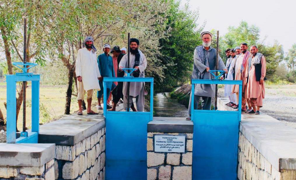 UpliftAFGfund's tweet photo. Update on #Uplift Cash-for-Work initiatives in #afg in partnership w/ NGO CDDO &amp; local CDCs: 2000 jeribs of land in #Kunduz irrigated. 38 jobs created. Agricultural productivity increased &amp; farmer livelihoods supported. #communitydriven #Grassroots https://t.co/i3Ecrl9kjJ