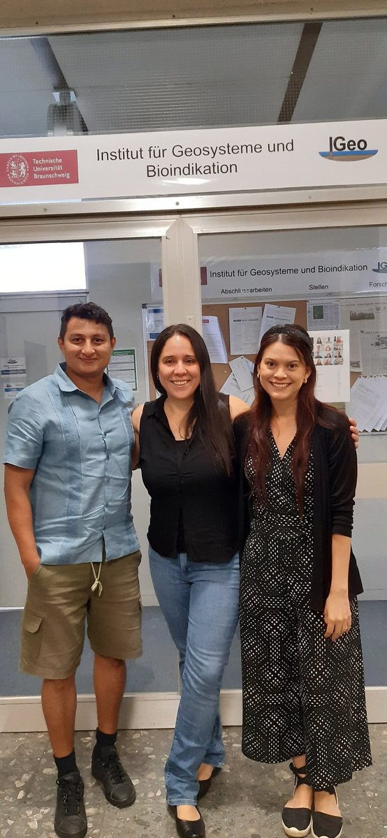 LisiPerezBiogeo's tweet photo. Welcome to Germany Alfredo and Nancy! We wish you a wonderful and productive stay in IGeo of the #tubraunschweig #unam #universidadautonomademexico #mexico🇲🇽 #biodiversity #ecology #estromatolites #microbialites #mollusc #biogeoscience #coastallagoon @yolimarbiomoll @AlfMontalvo https://t.co/ExX2JzCC5k