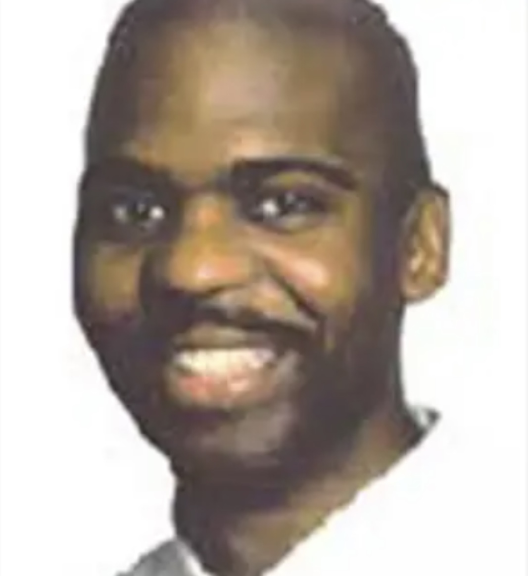 StephenMetelsky's tweet photo. What happened to Sean Anderson? Twenty-four years ago he was found murdered on the property of a rural #Milton farmhouse. His murder remains unsolved. Someone has information. My story in today's @InsideHalton #InsideHalton #HRPS #HaltonCrimeConfidential
https://t.co/ipjyccM1Iz https://t.co/wH2NUi7PTg