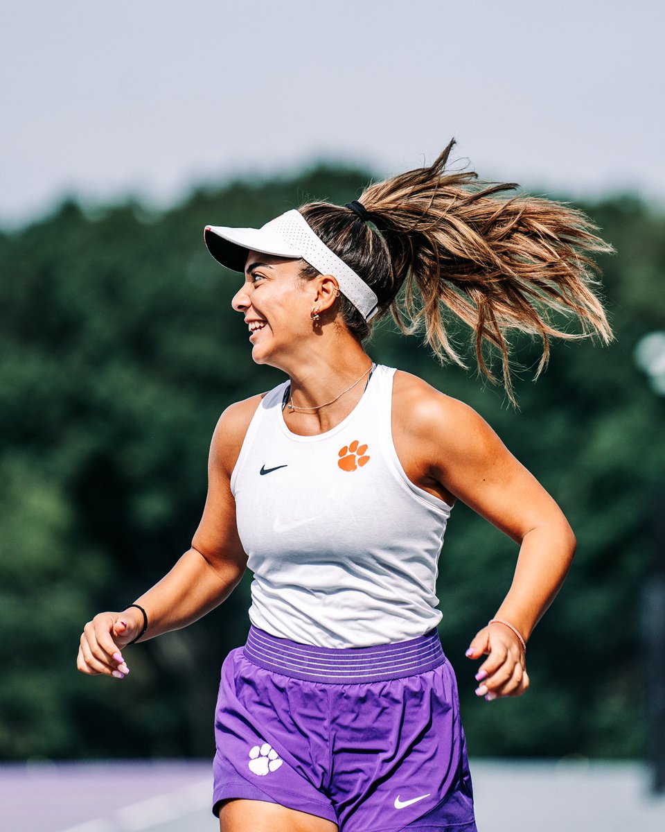 ClemsonWTennis's tweet photo. First day back at Duckworth 💪 Ready to get 2022-23 rollin’

#tiGeRIT https://t.co/v0cNmbAewx