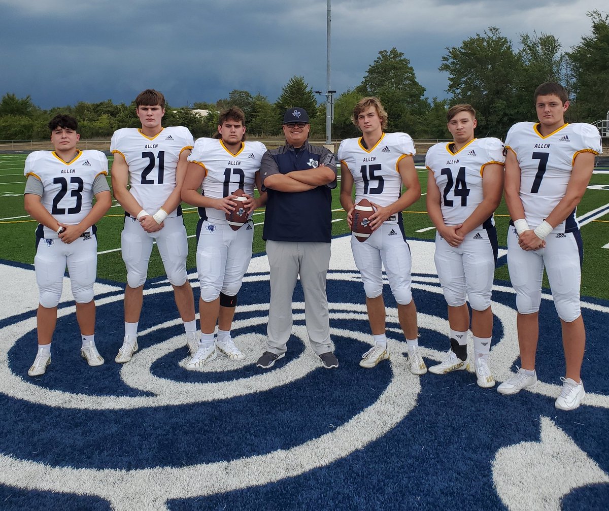 AllenAcademyFB's tweet photo. It's a workman's mentality on the offensive line this year. Coach Powell and the "Allen Clean-Up Crew" get the job done on Baker Field. They're coming to a city near you soon!

#RamTough/#WinTheDay/#Chapter22/#GoldStandard https://t.co/ojBhxL20jn