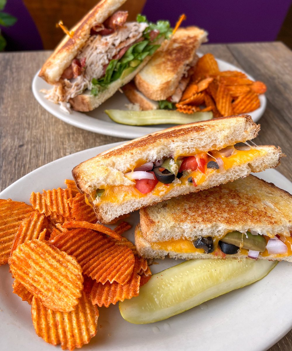 CocoFairfields's tweet image. Lunchtime at Coco’s ✨