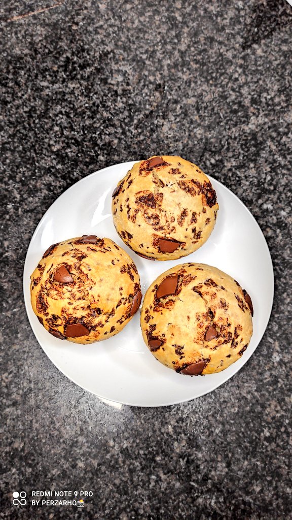 Homemade muffins😋
So maar let's follow each other 👊

Thread (recipe)