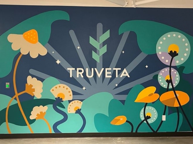 lisagurry's tweet photo. New AI research shows the world has less color. 60% of what we produce is now white, black &amp; gray. 

@Truveta we are creating a brand that is unique in the healthcare space. Colorful and vibrant. No stock clip art in sight! Read more from @Inc - https://t.co/PL3IApZ7mR https://t.co/HeSAr09hBw