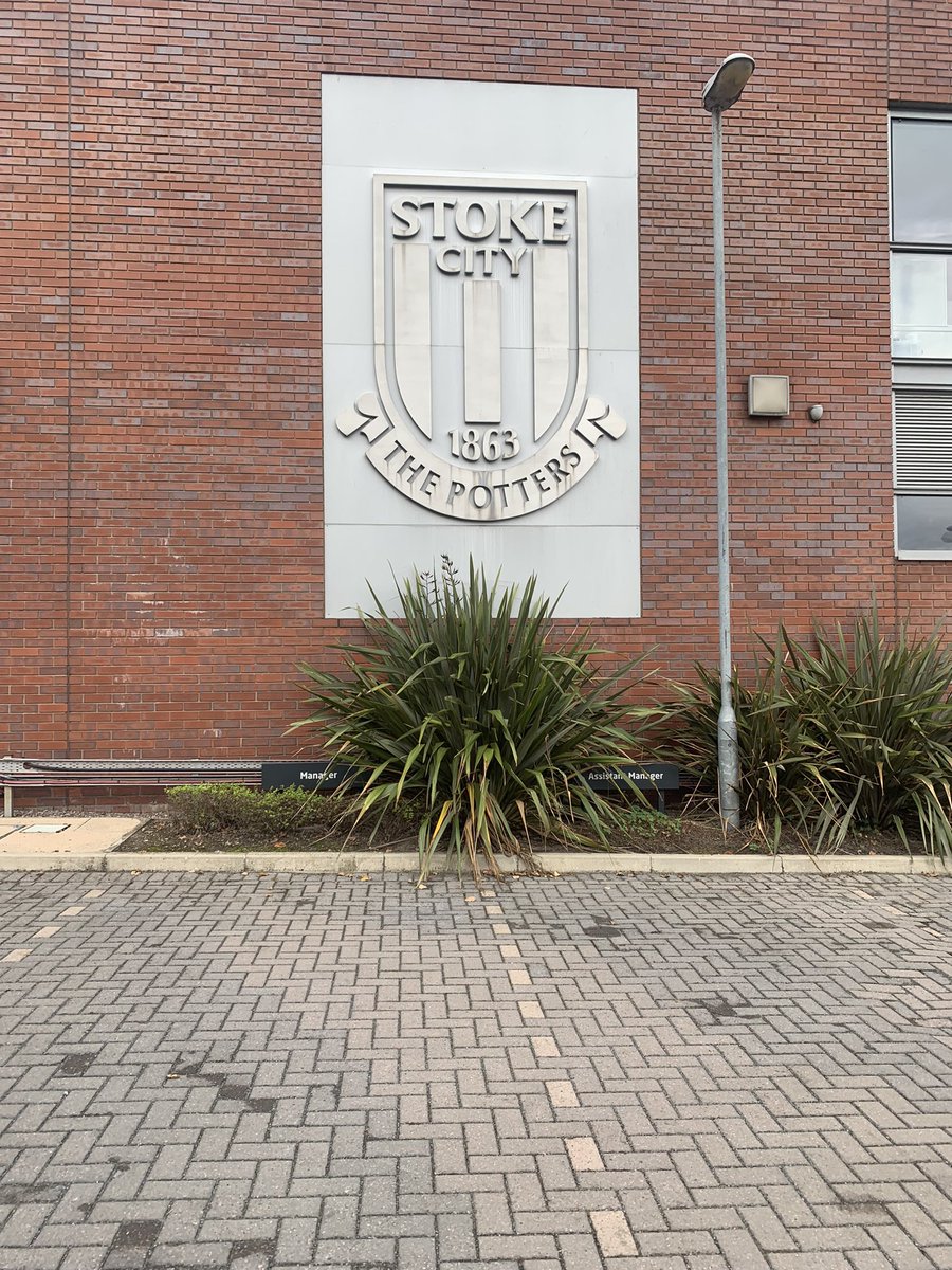 SimonBarber01's tweet photo. Charlie’s 2nd game of the week with blue devils playing against stoke @eplsports @kaybur87 @SHSPEDEPT1 https://t.co/wmfULoXvnR