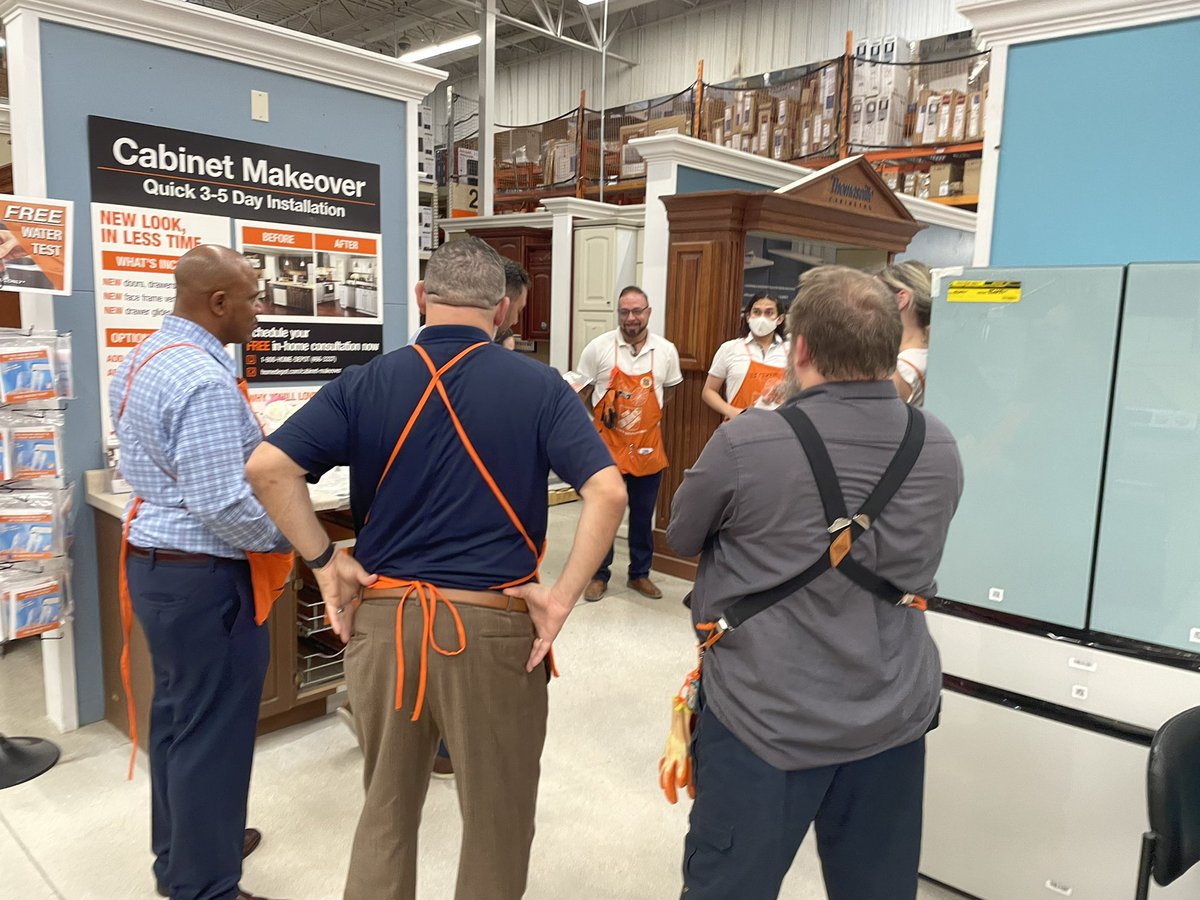 John S. Hulecki tweet media