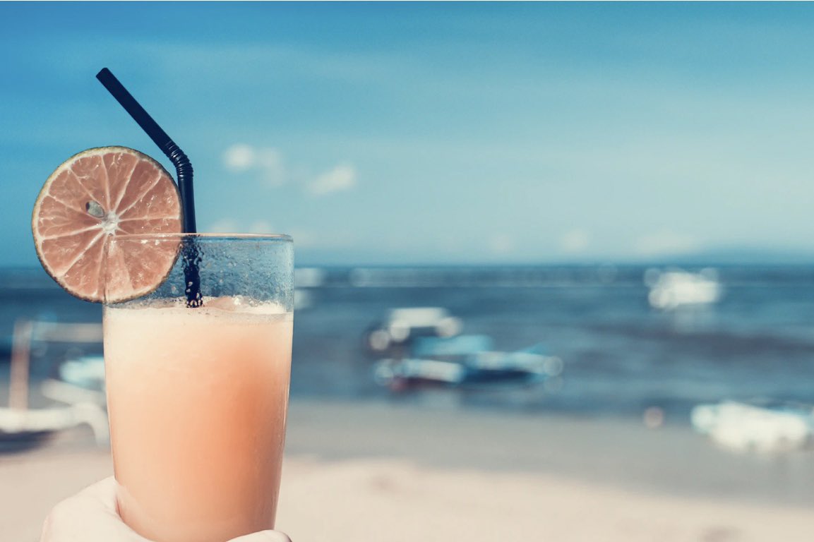 QweensMagazine's tweet photo. We can't believe #August is almost ending &amp; fall is round the corner! To make the most out of the season, rather than doing the usual activities you would do, why not end the #holidays with a BANG, we share 5 fab things to do before the #summer closes👌🏾

https://t.co/r5K8U32CSe https://t.co/BYYi1PYdTh
