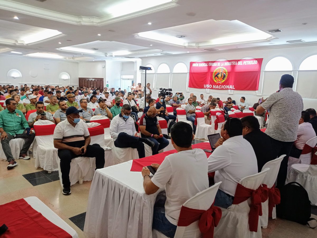 Central Unitaria de Trabajadores tweet media