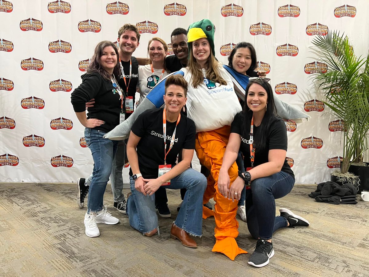 Julie Riley tweet media